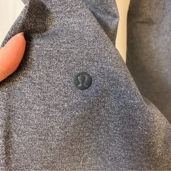 Lululemon On The Fly Pant 27" Heathered Black Size 4 - Picture 6 of 7